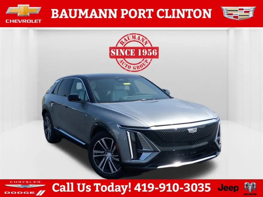 2025 Cadillac Lyriq Luxury photo 1
