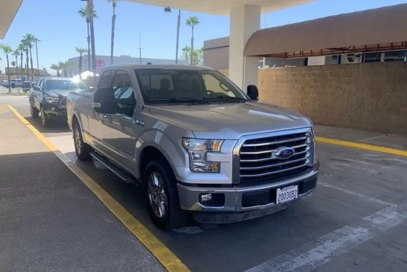 2016 Ford F-150 XL photo 1