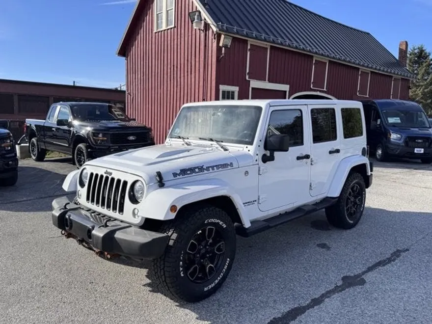 2017 Jeep Wrangler Unlimited Smoky Mountain photo 1