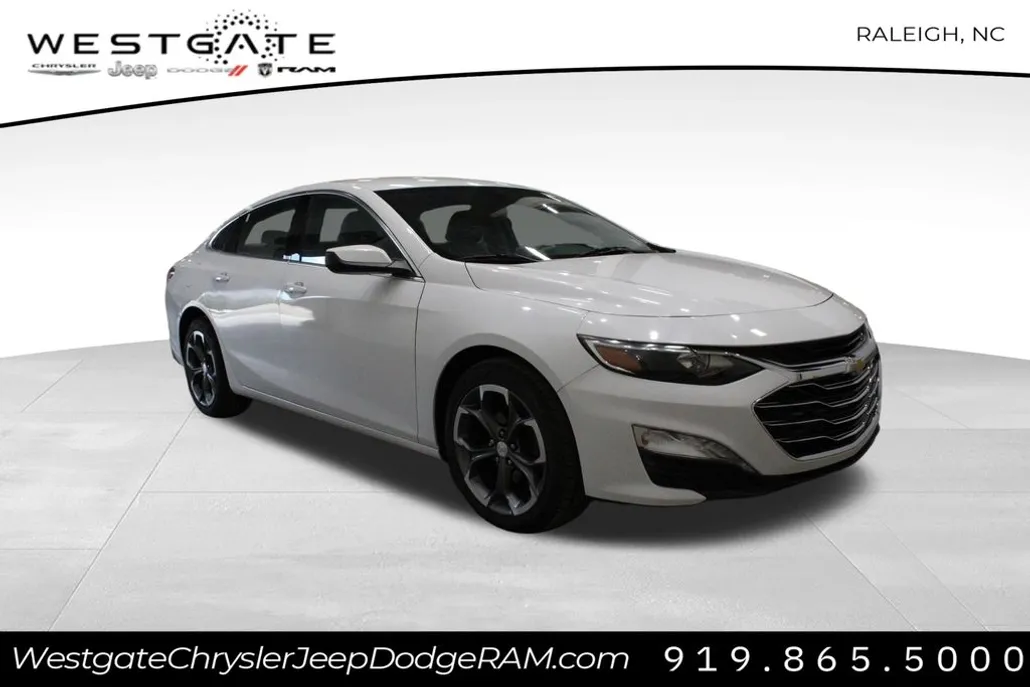 2022 Chevrolet Malibu 1LT photo 1