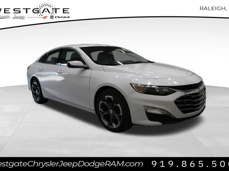 2022 Chevrolet Malibu 1LT photo 1