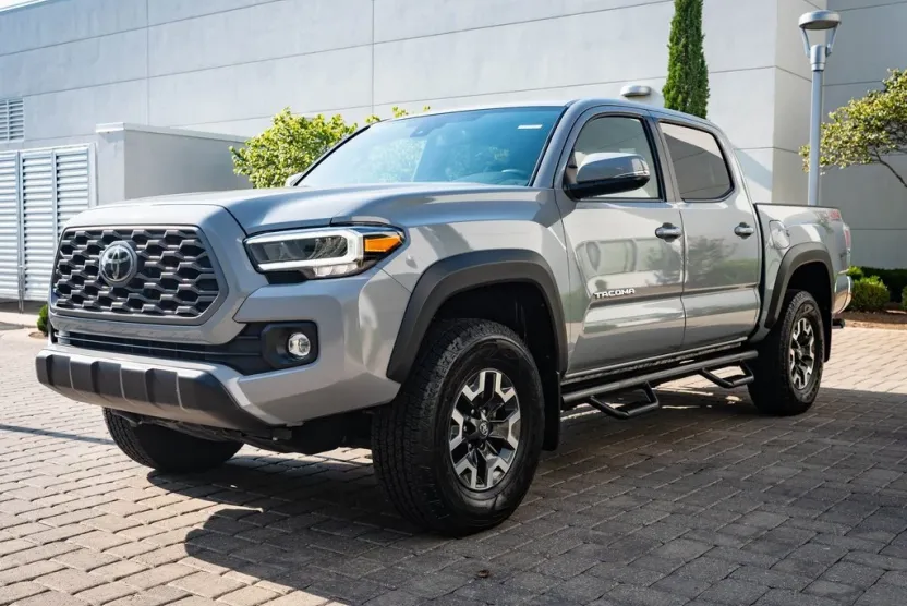 2021 Toyota Tacoma TRD Off-Road photo 1