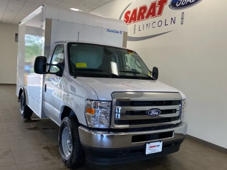 2026 Ford E-350 Base photo 1