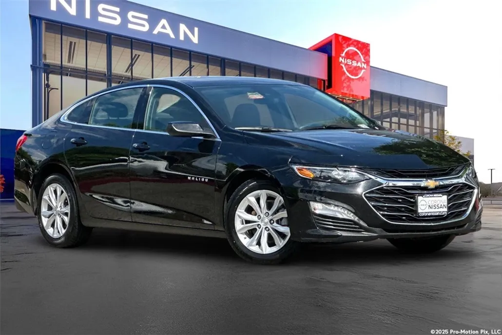 2024 Chevrolet Malibu 1LT photo 1
