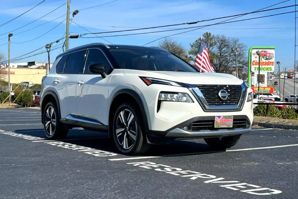 2021 Nissan Rogue Platinum photo 1