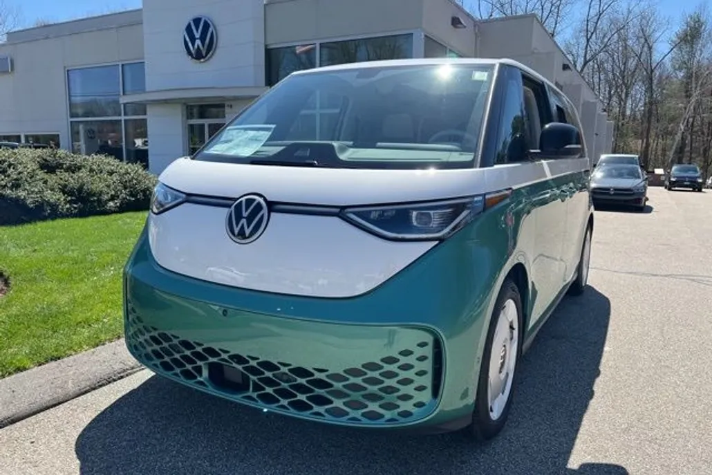 2025 Volkswagen ID. Buzz photo 1