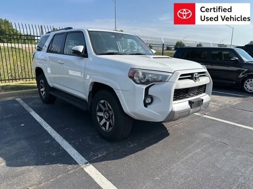 2024 Toyota 4Runner TRD Premium photo 1