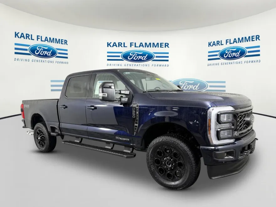 2025 Ford F-250 Lariat photo 1