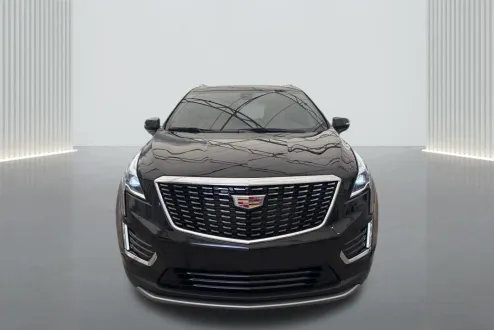 2025 Cadillac XT5 Premium Luxury photo 2