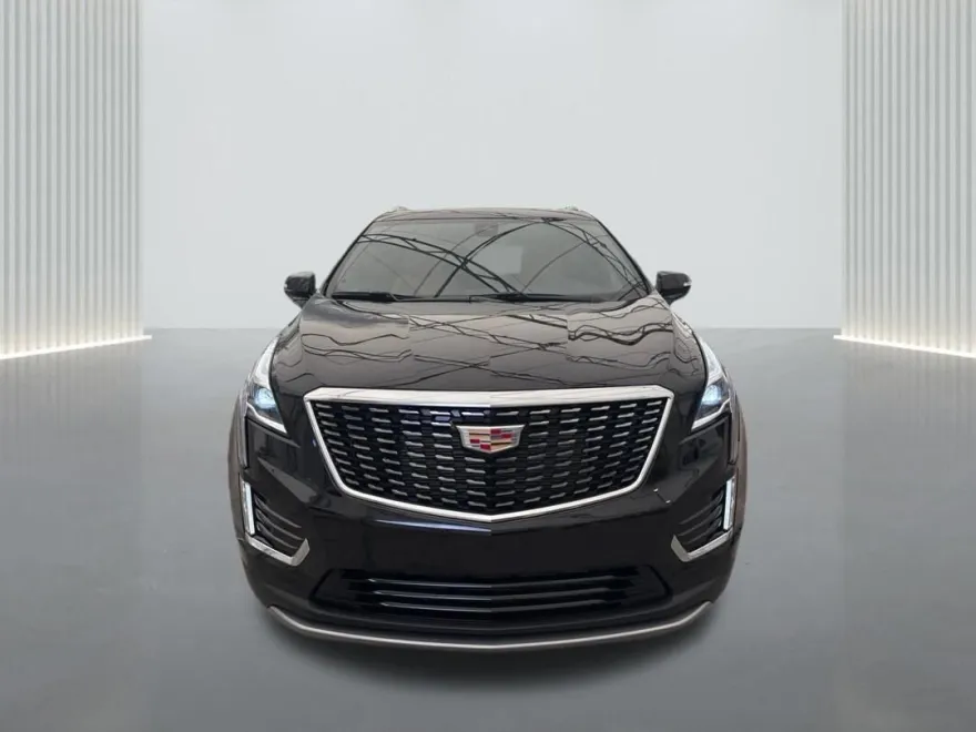 2025 Cadillac XT5 Premium Luxury photo 2
