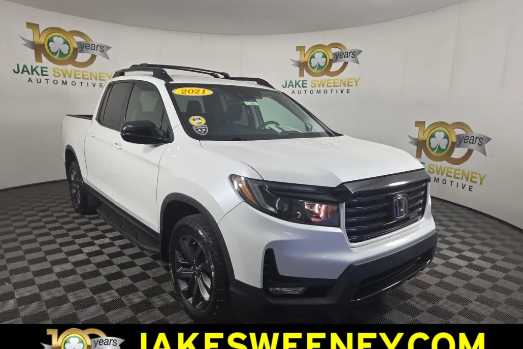 2021 Honda Ridgeline Sport photo 1