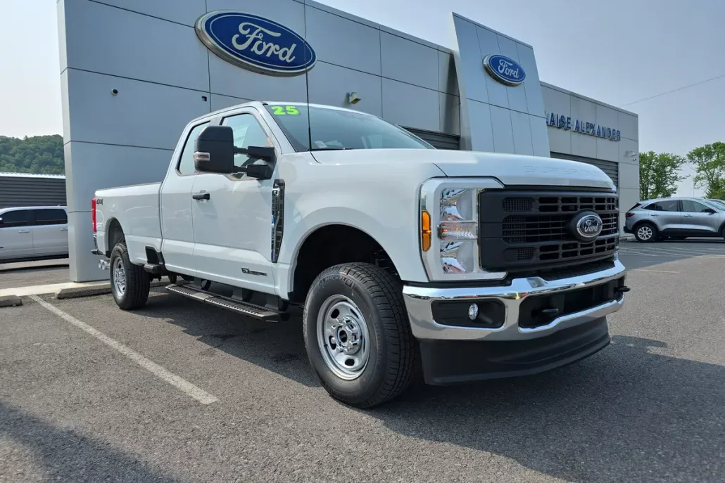 2025 Ford F-250 XL photo 1