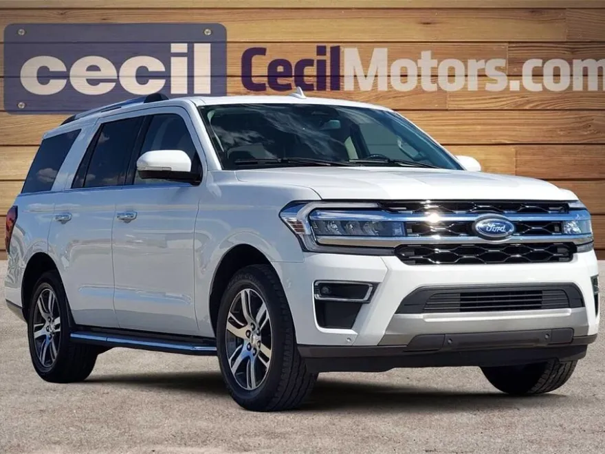 2023 Ford Expedition Limited photo 1