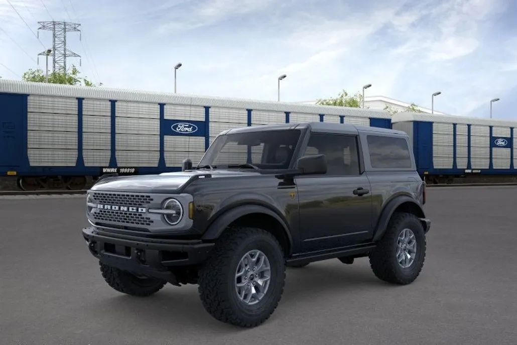 2025 Ford Bronco Badlands photo 1