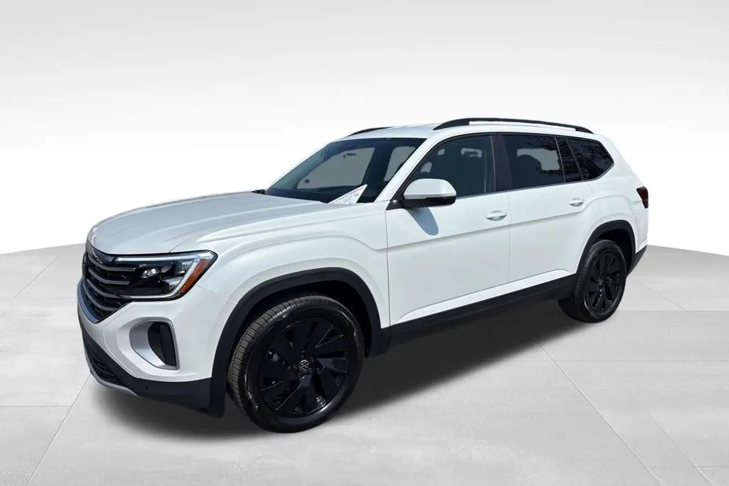 2026 Volkswagen Atlas SE Technology photo 1