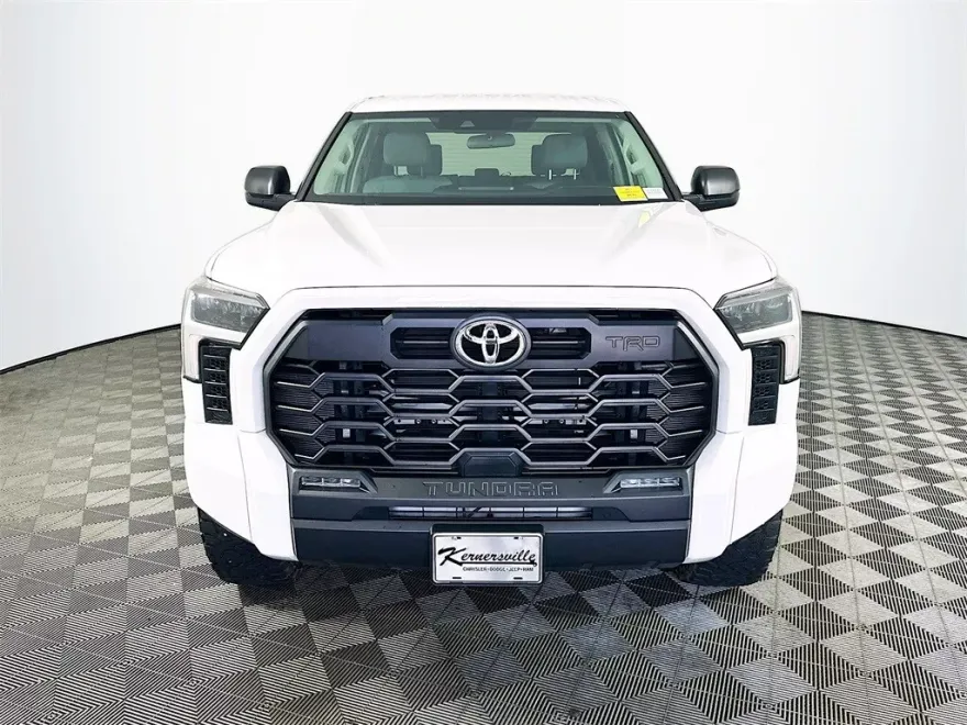 2024 Toyota Tundra SR5 photo 1