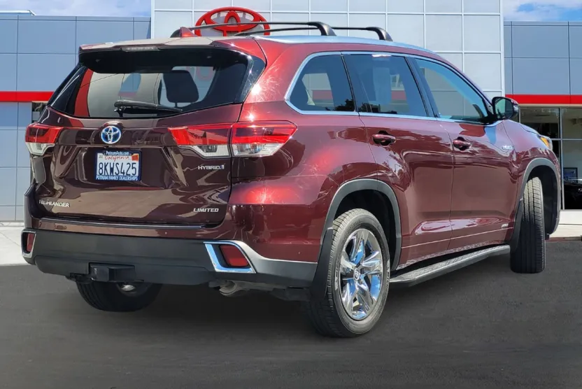 2019 Toyota Highlander Hybrid Limited Platinum photo 1