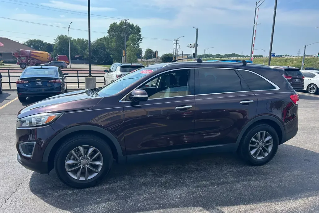 2016 Kia Sorento L photo 1