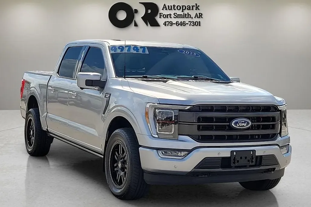 2023 Ford F-150 Lariat photo 1