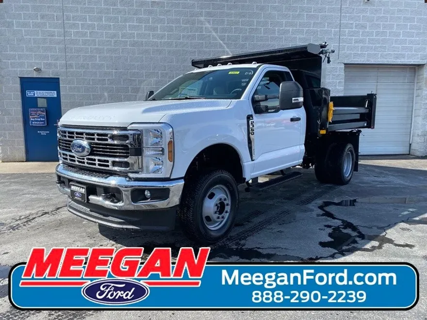 2024 Ford F-350 XL photo 1