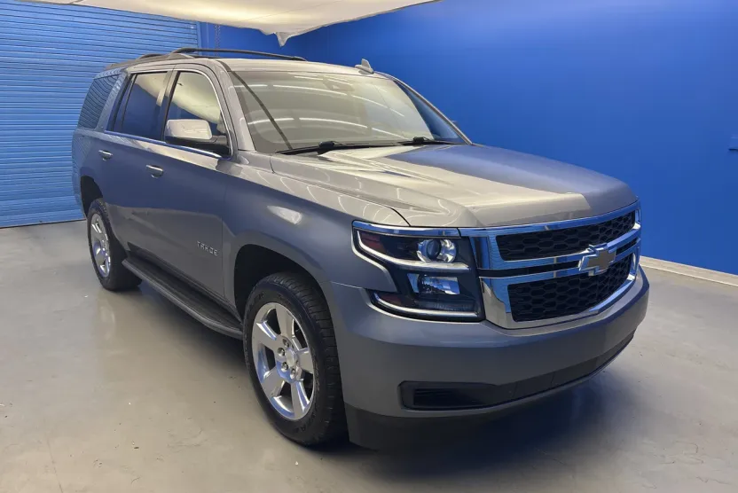 2019 Chevrolet Tahoe LT photo 1