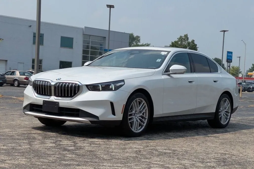 2024 Bmw 530i photo 1