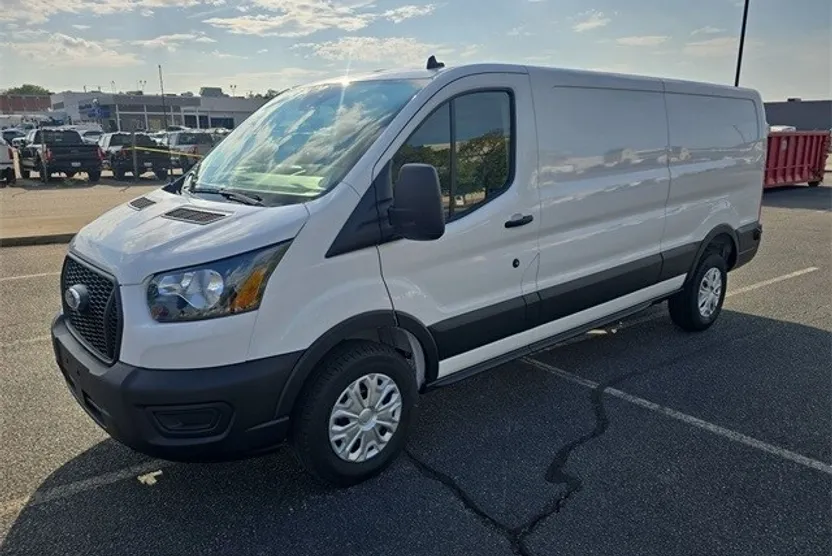 2025 Ford Transit photo 1