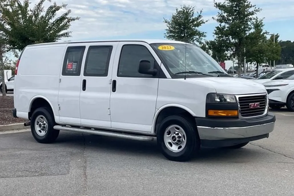 2023 Gmc Savana 2500 Cargo photo 1