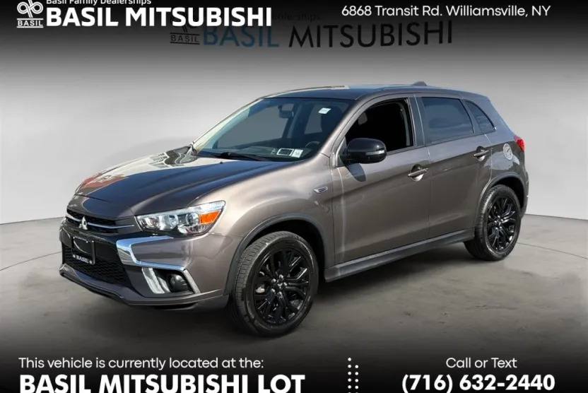 2018 Mitsubishi Outlander Sport LE photo 1