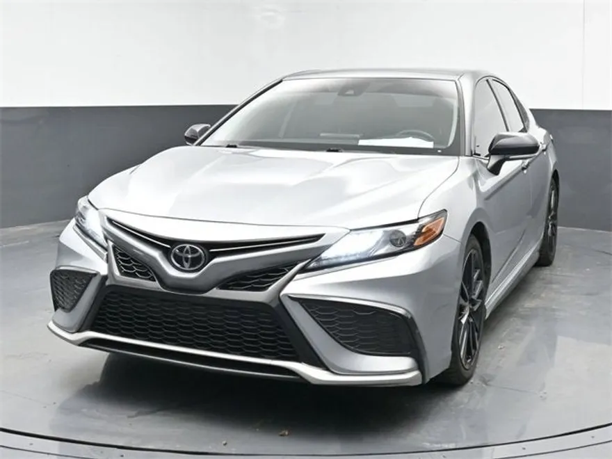 2021 Toyota Camry XSE photo 1