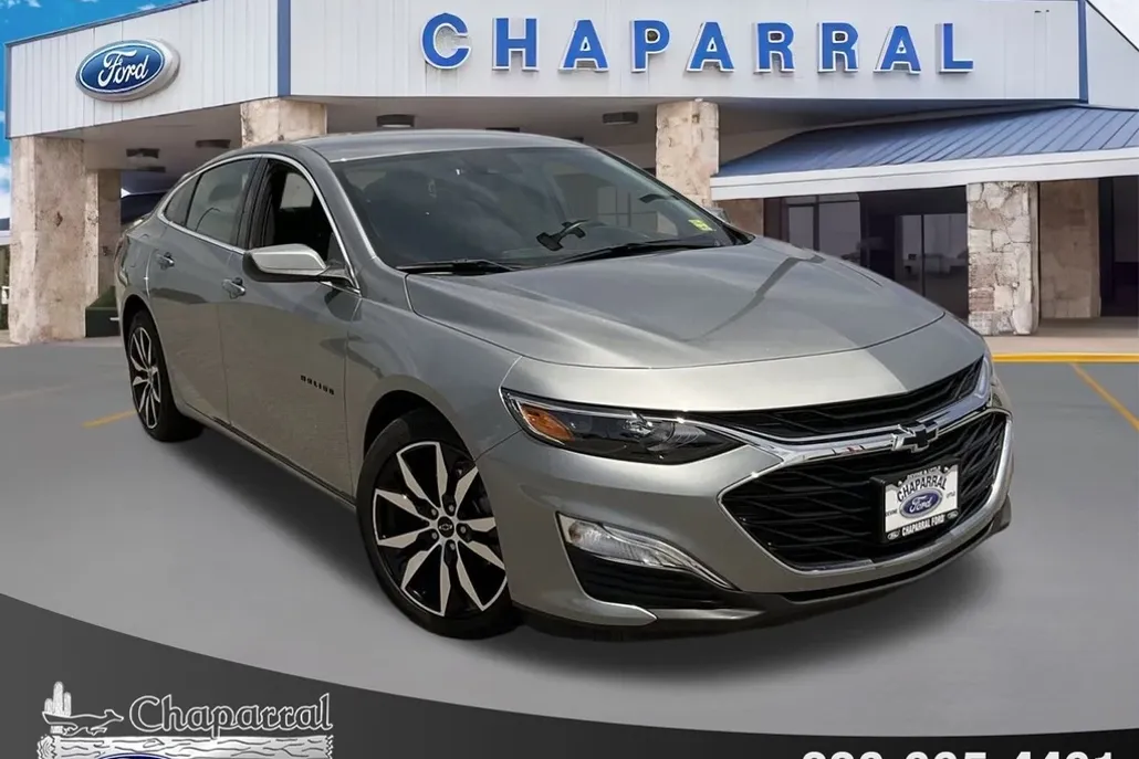 2024 Chevrolet Malibu RS photo 1