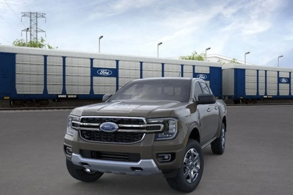 2025 Ford Ranger XLT photo 1