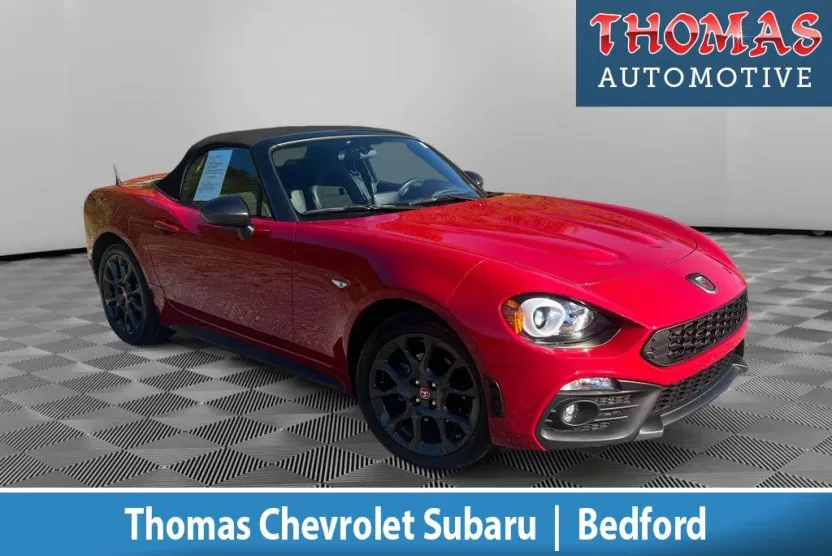 2017 Fiat 124 Spider Abarth photo 1
