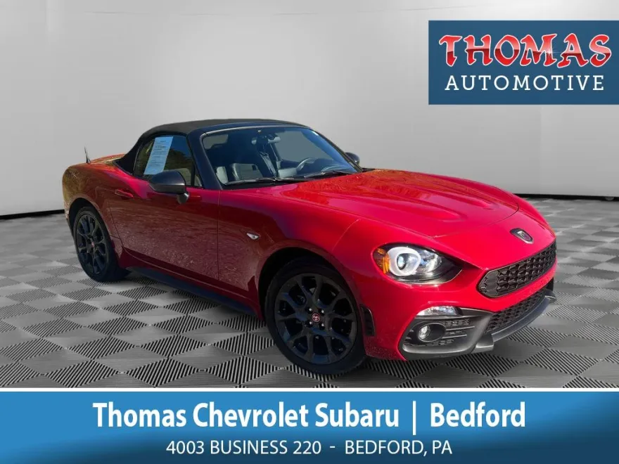 2017 Fiat 124 Spider Abarth photo 1