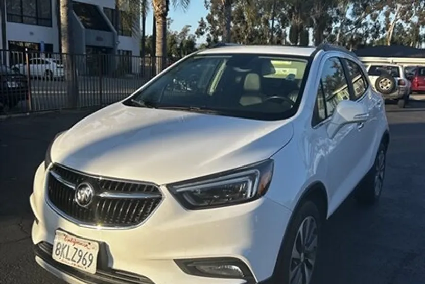 2019 Buick Encore Essence photo 1
