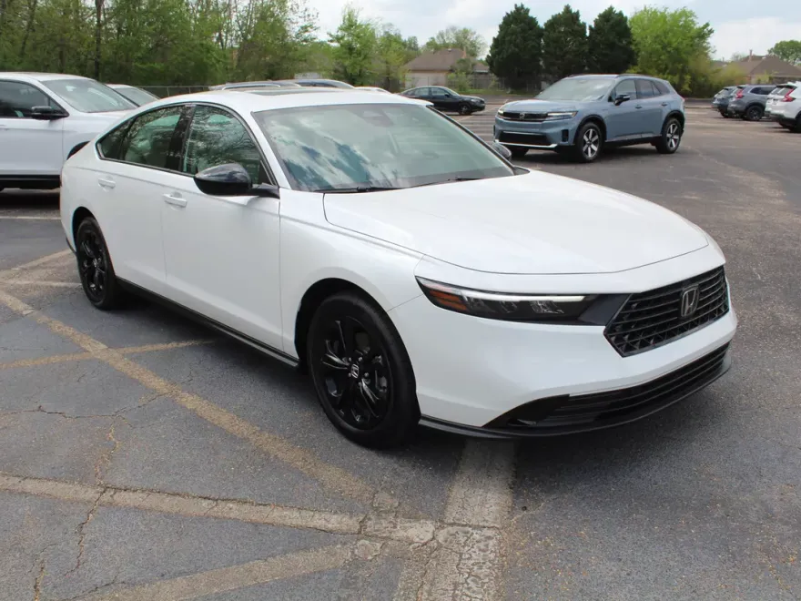 2025 Honda Accord SE photo 1
