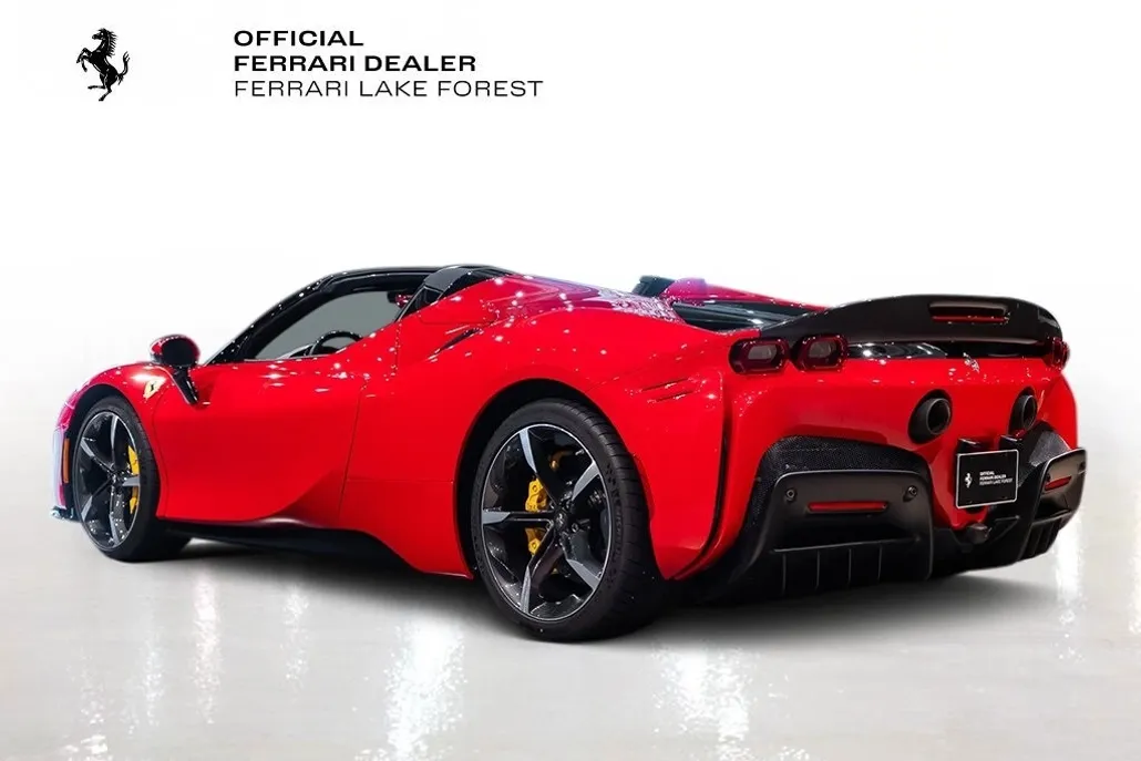 2023 Ferrari SF90 Spider Base photo 1