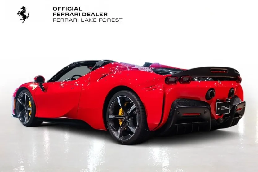 2023 Ferrari SF90 Spider Base photo 1