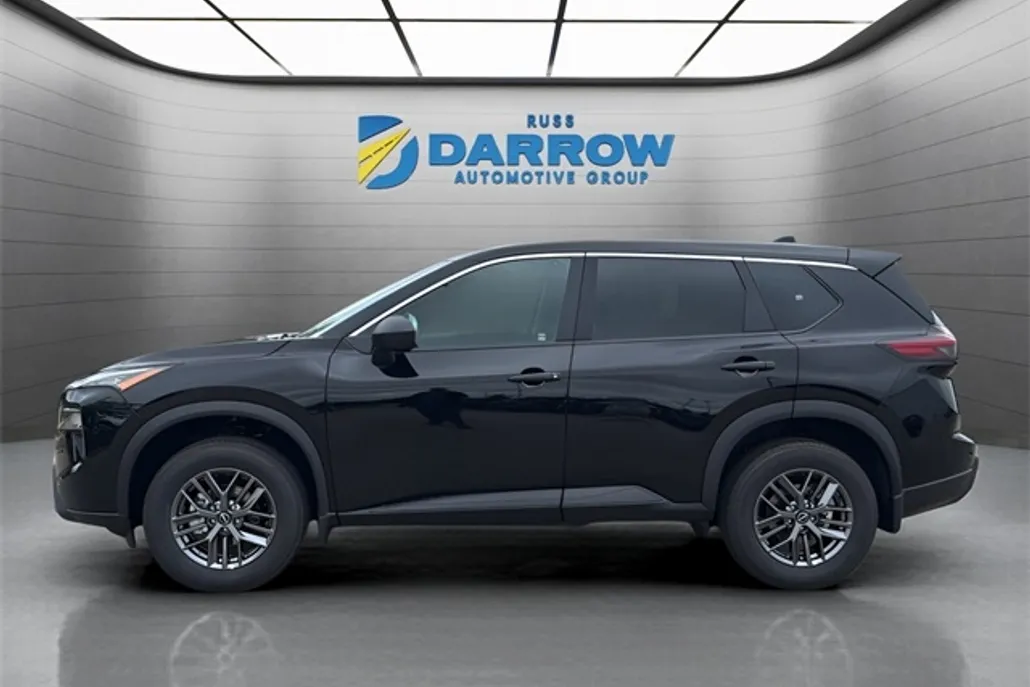 2026 Nissan Rogue S photo 1