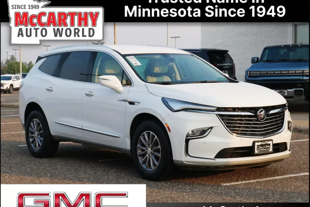 2022 Buick Enclave Essence photo 1