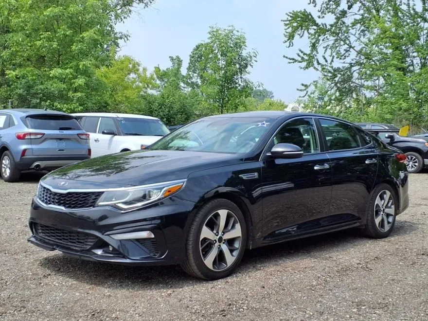2020 Kia Optima S photo 1