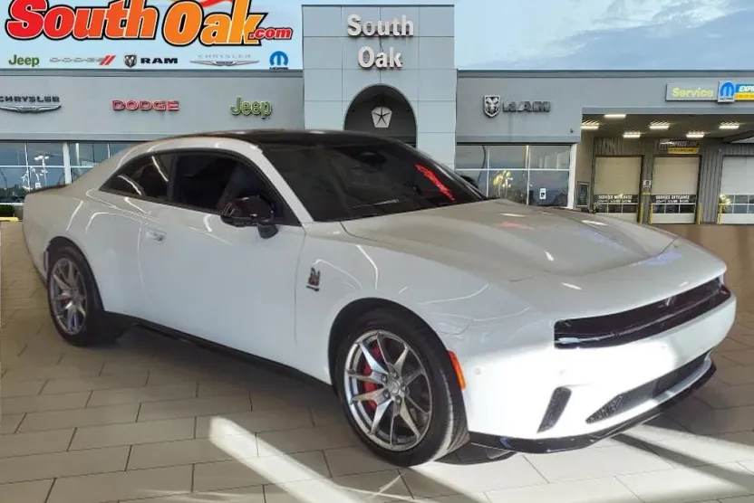 2024 Dodge Charger R/T Scat Pack photo 1