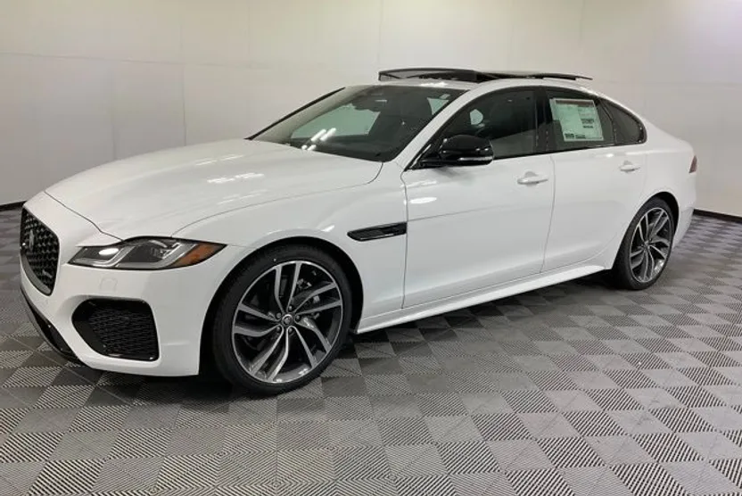 2024 Jaguar XF P300 R-Dynamic SE photo 1