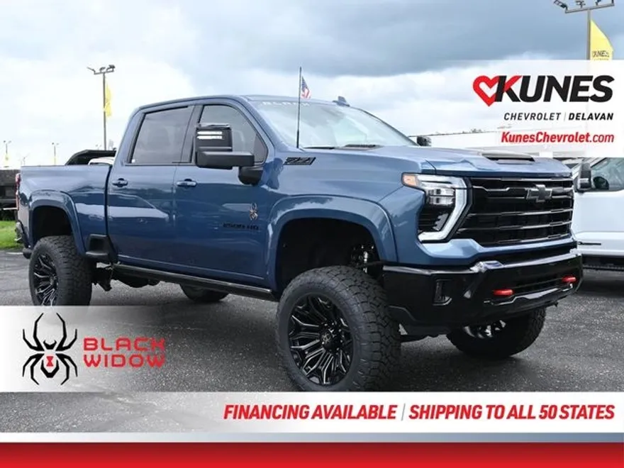 2025 Chevrolet Silverado 2500HD LTZ photo 1