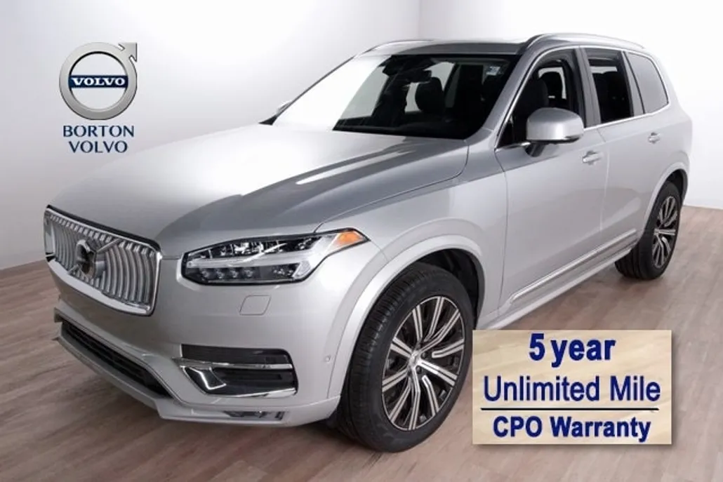 2025 Volvo XC90 Plus photo 1