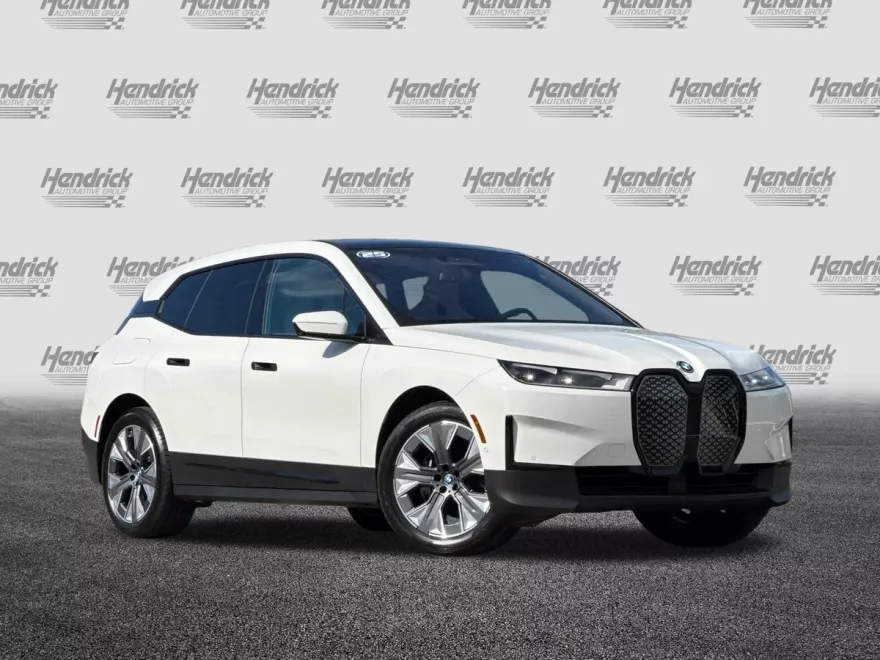 2025 Bmw iX photo 1