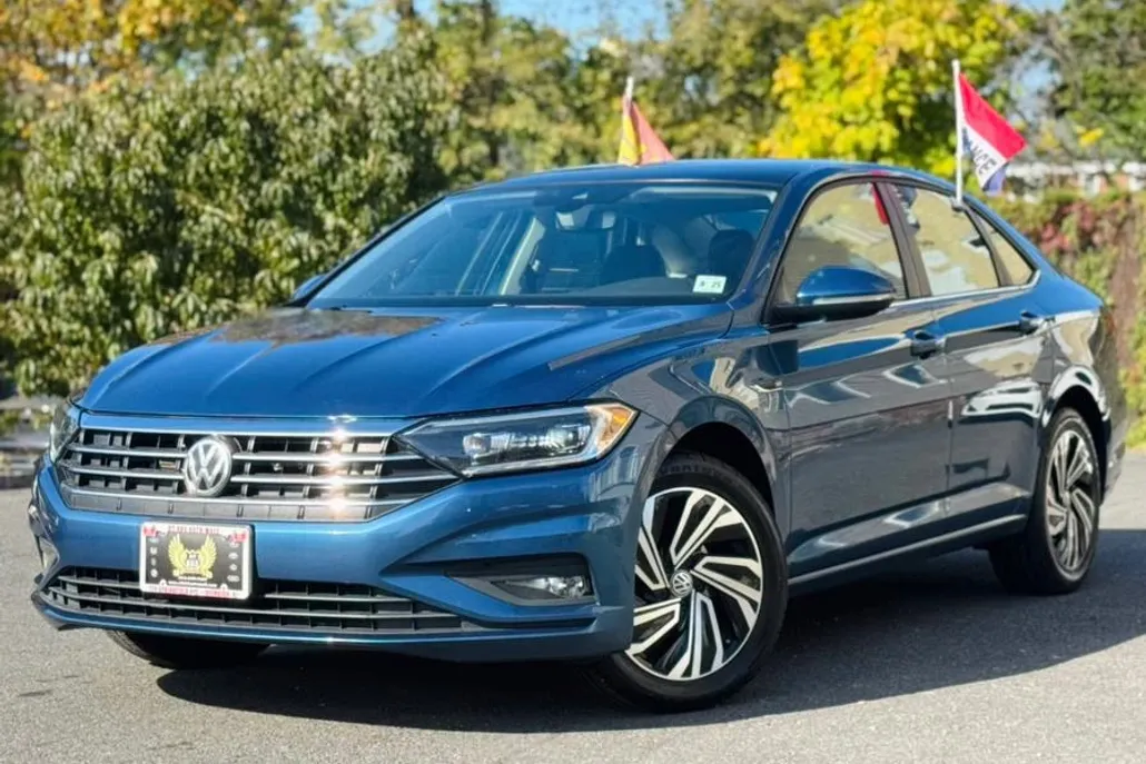 2020 Volkswagen Jetta SEL Premium photo 1