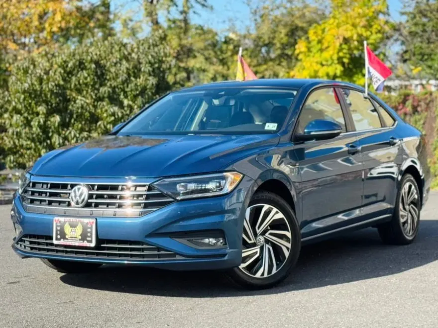 2020 Volkswagen Jetta SEL Premium photo 1