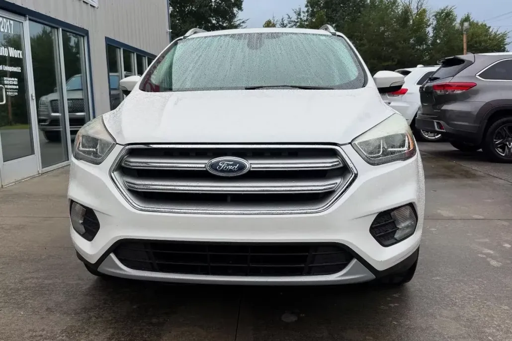 2017 Ford Escape Titanium Sport photo 1