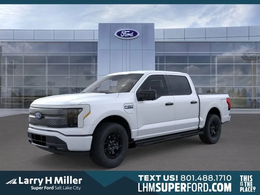 2025 Ford F-150 Lightning XLT photo 1